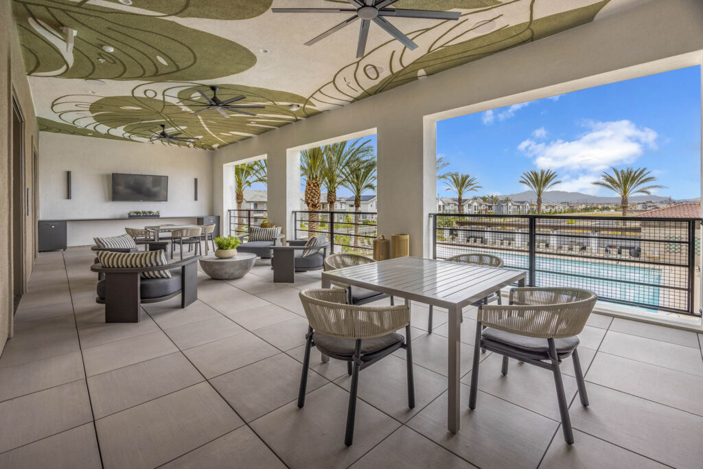 Upper Level Deck